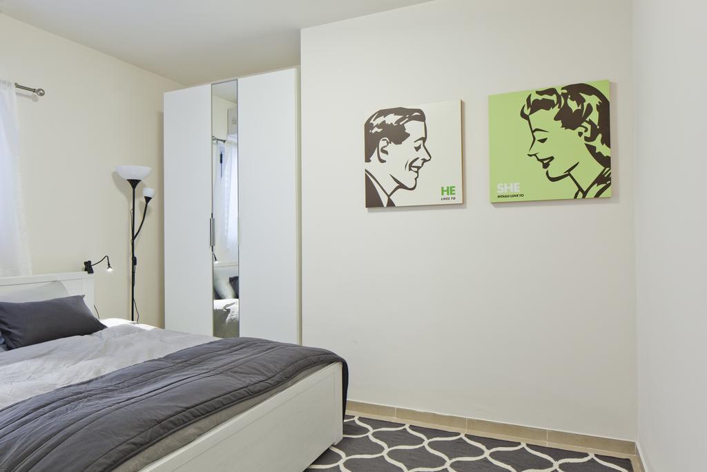 Tlv Suites By The Sea - 2 Rooms 特拉维夫 外观 照片